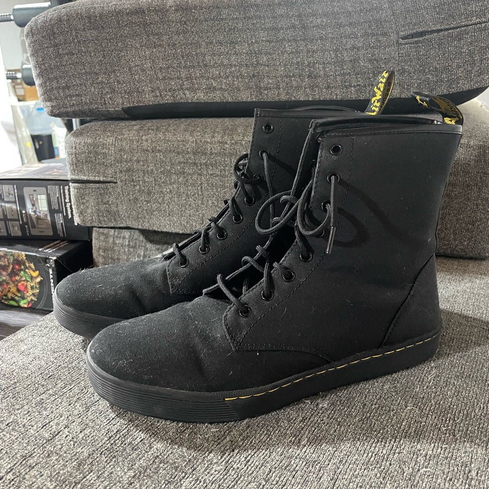 Men’s Doc Martens Cairo Canvas Soft Boot size Men’s 12